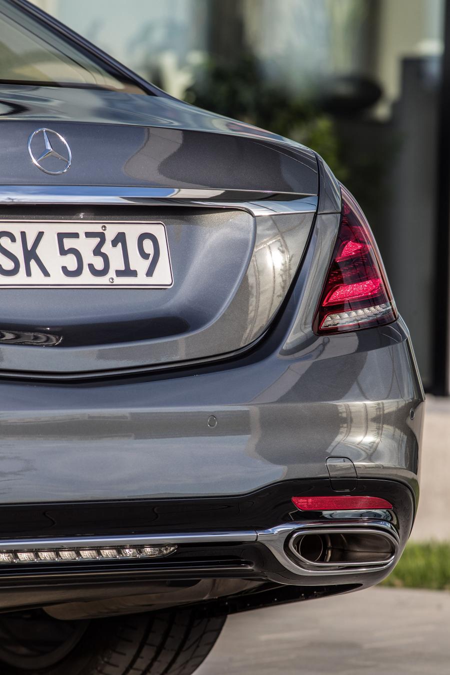 Детали экстерьера Mercedes-Benz S500 Lang AMG Line 2017 года  (WW) (фото 29 из 33)